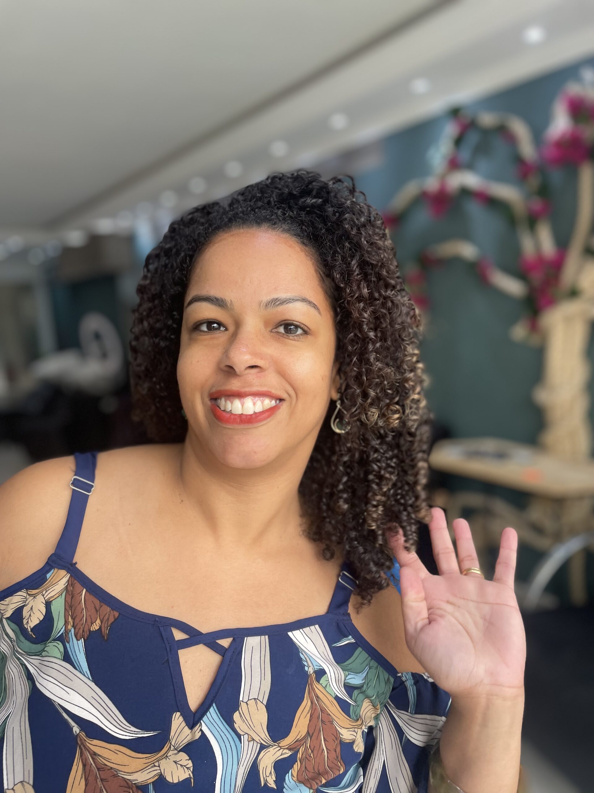 Cabelo Cacheado no Tatuapé | Corte, Hidratação e Definição Cabelo Cacheado no Tatuapé | Corte, Hidratação e Definição